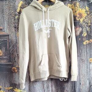 Hollister Men's Beige Hoodie Sweater